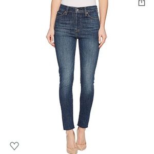Levi’s Wedgie Skinny Jean 25